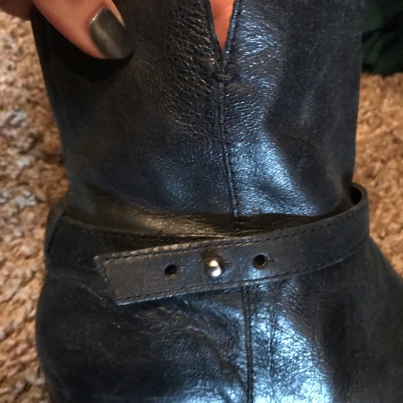 Franco Sarto flat black zip up booties - Picture 4 of 5